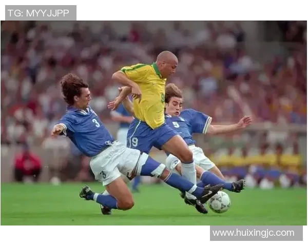 1990年出道的足球巨星盘点 他们如何定义了90年代的绿茵传奇